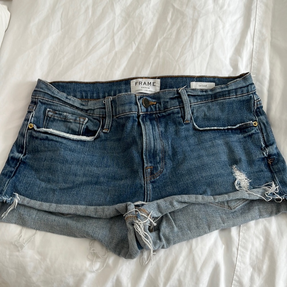 Frame Jean shorts
